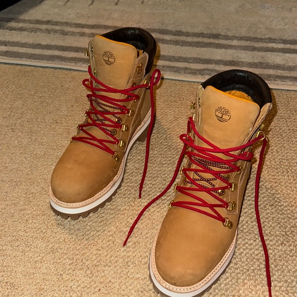 Other - Timberland Christmas Edition rare
